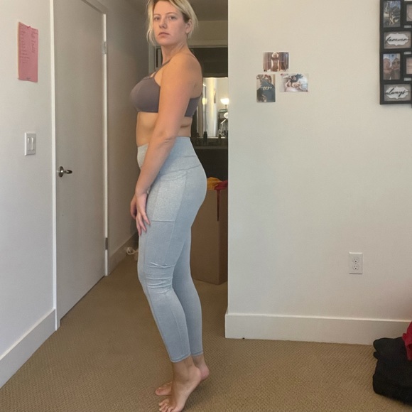 High wasted leggings size M - Picture 4 of 4